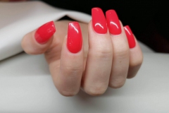 Nagelgallerie-Women-in-red-2-scaled